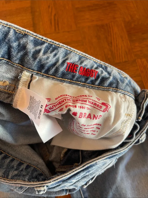 Lucky Brand THE BAGGY jeans size 2 - Image 4