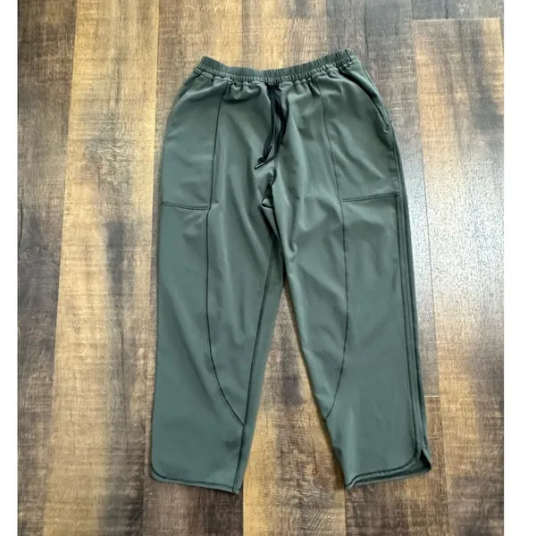 Lululemon Evergreen Final Play Crop *23" Size 6 - Image 8