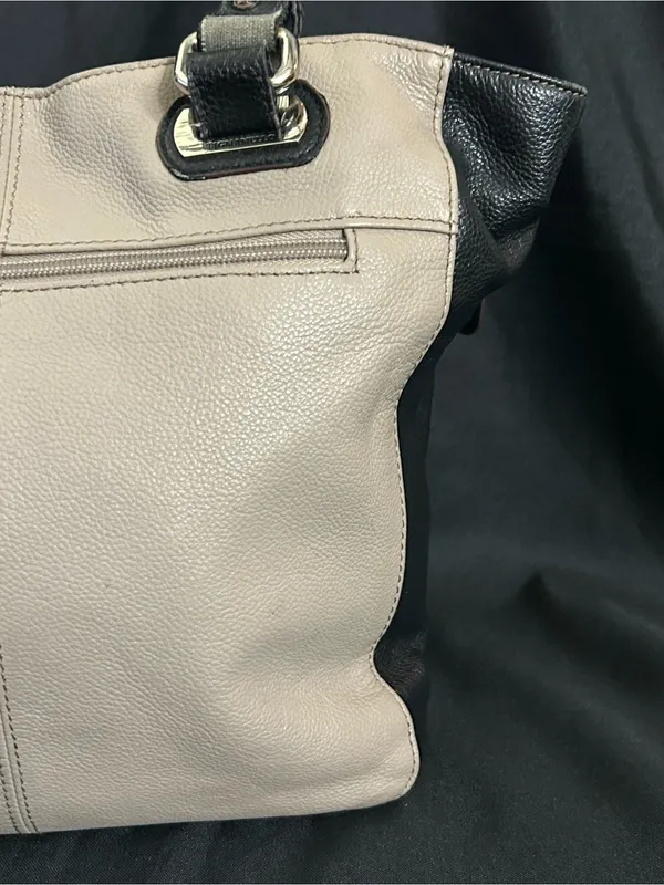 Tignanello Classic Two-Tone Tote Bag Black & Cream - Image 3