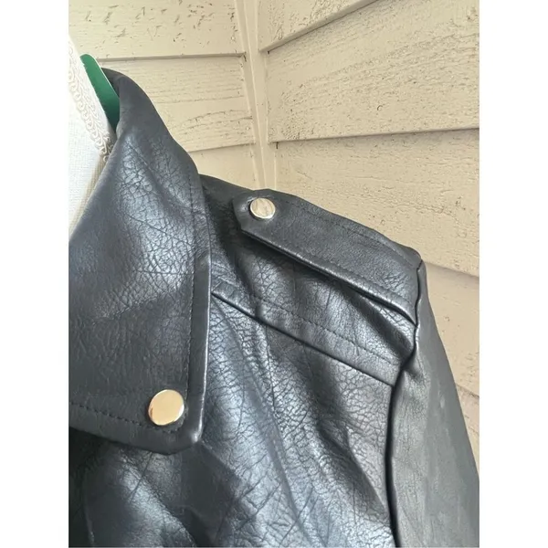 Lulus Women’s Faux Leather Moto Jacket Black L Belted Zippered - Image 8