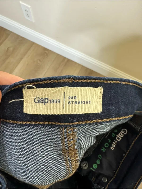 Gap Dark Blue Women's Skinny Jeans - Image 4