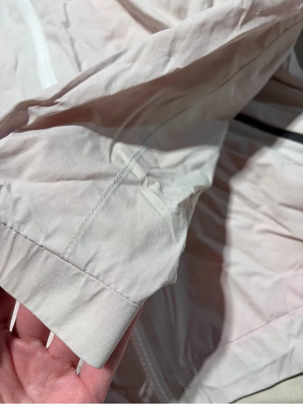Lululemon run rise & shine Light Pink Hooded Windbreaker Jacket 4 - Image 11
