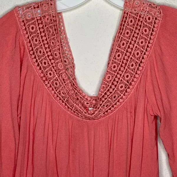 Designer Off Shoulder Top Size M - Image 5