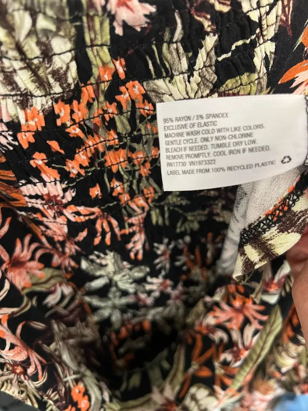 Xhilaration Women’s Black Floral Dress. Size Small. - Image 7