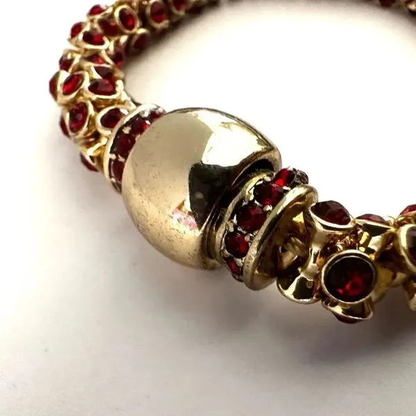 Red and gold tone round magnetic bracelet - Image 7