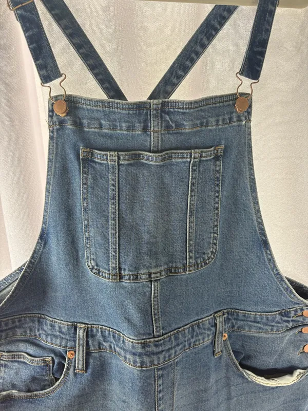 Universal Thread Denim Overalls Medium Blue Wash 18 Plus Size 34 Raw Hem Bibs - Image 4