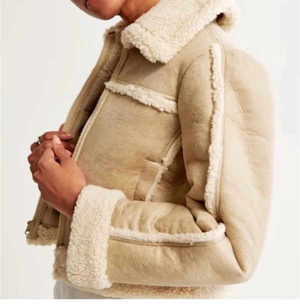 Abercrombie and fitch vegan suede Sherpa jacket - Image 2