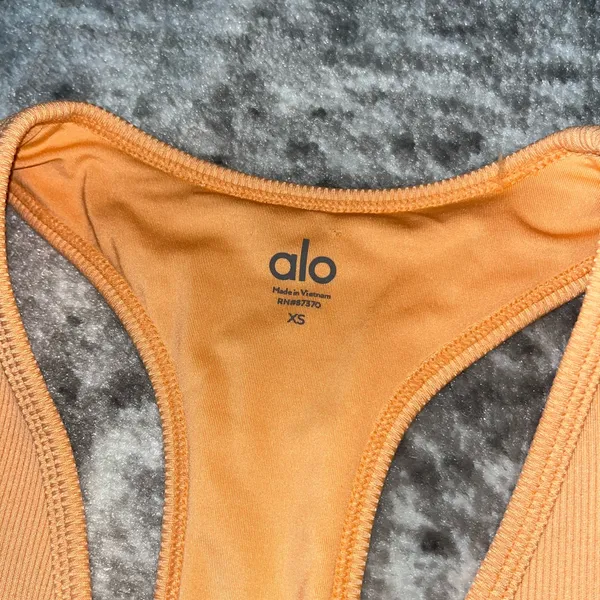 Alo Goddess Ribbed Cropped Racerback Tank - Image 3