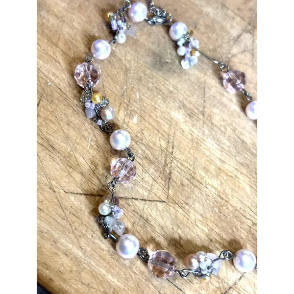 Source Unknown vintage Pink & White Pearl & Crystal Beaded Necklace - Image 4