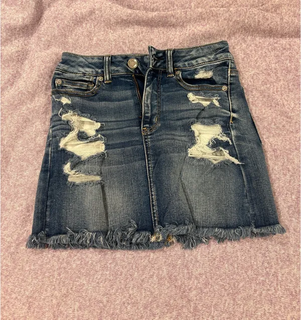 American Eagle Jean Skirt - Image 3