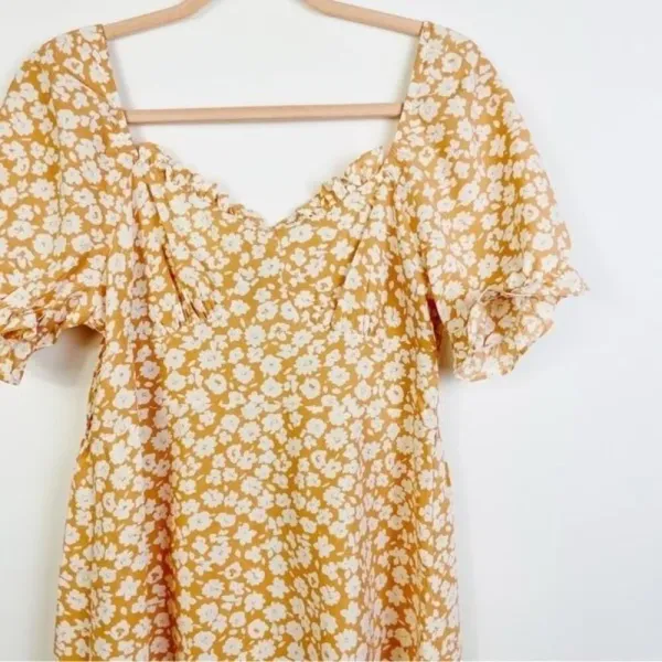 MISSGUIDED Tie‎ Bust Milkmaid Floral Dress Size 8 - Image 5