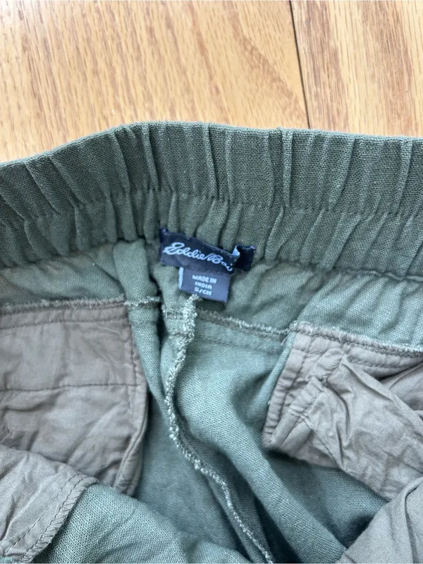 Eddie Bauer Womens Small Capri Cargo Pants Olive Green‎ Linen Blend Roll Cuff - Image 7