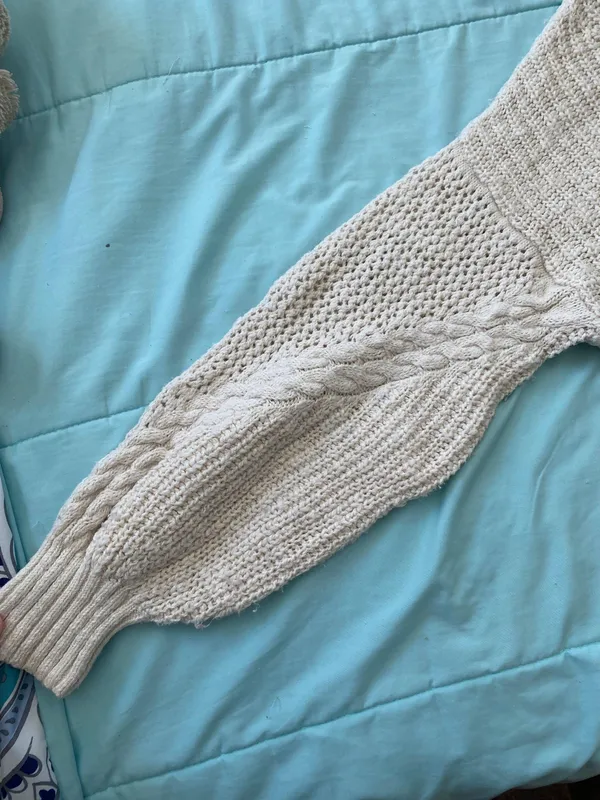 American Eagle Sweater - Image 2