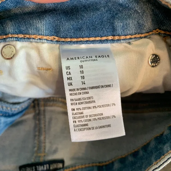 American Eagle Next Level Stretch Distressed Lace Denim Shorts Light Wash 10 - Image 7