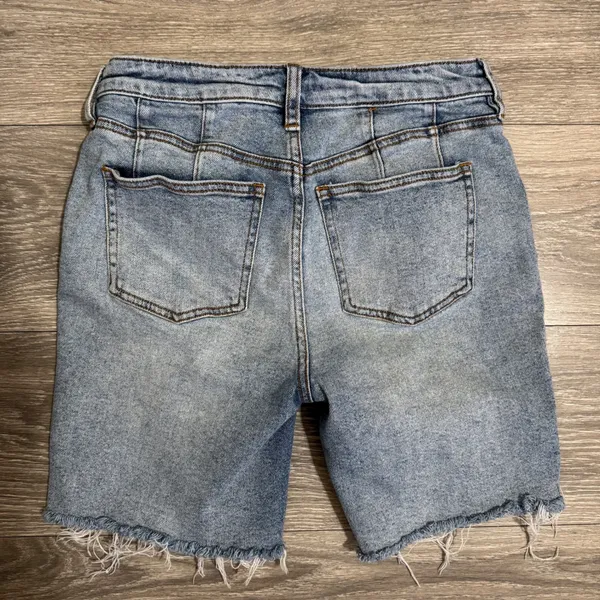 We The Free Free People High Rise Raw Hem‎ Denim Shorts Light Wash Blue Size 27 - Image 2