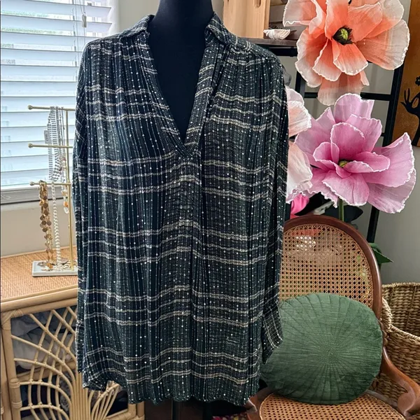Free People Fearless Love Washed Black Sequin Oversized Popover Boho Hippie Top - Image 2