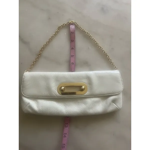 Hobo Vintage White Patent Leather Retro Style Handbag - Image 3