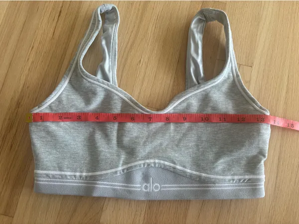 Alo Yoga Grey Heart Throb Set - Image 5