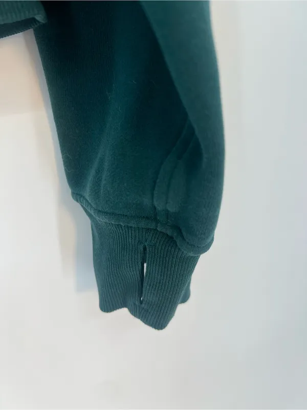 Quarter - Image 7