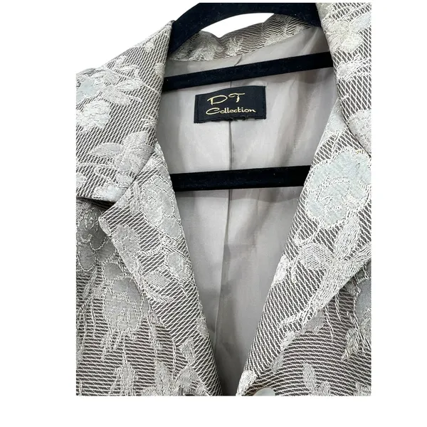 DT Collection | M | beige floral brocade blazer jacket satin romantic floral - Image 4