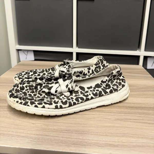 Gypsy Jazz Leopard Print Slip On Western Style Casual Shoes - Image 2
