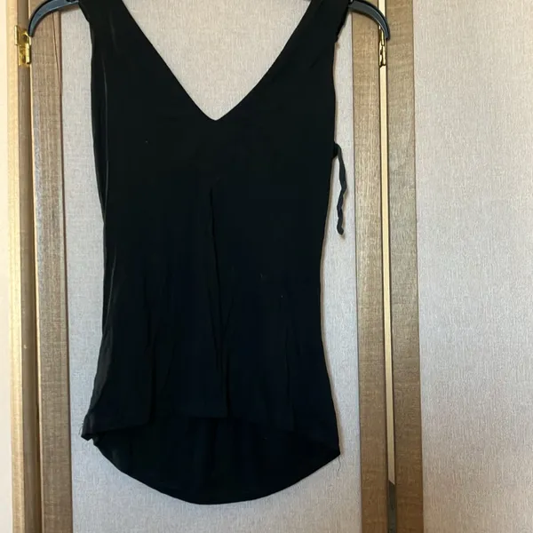 FINAL MARKDOWN Elegant Black Embellished Women's Top medium - Image 6