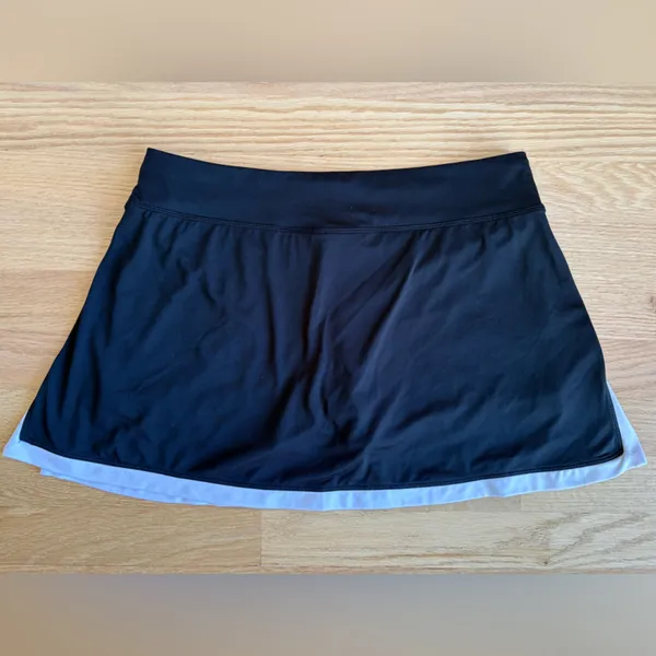 Nike Women's Athletic tennis skirt - Black with White Trim - Image 2