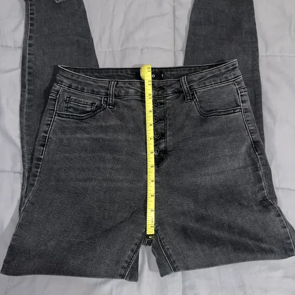 High Waist Jeans - Image 10