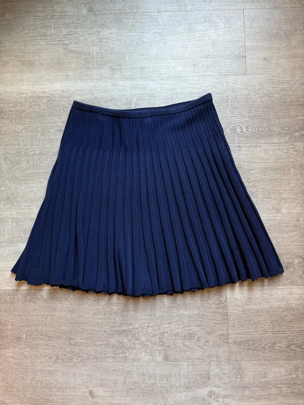 Diane Von Furstenberg Pleated Knee Length Ink Blue Skirt Size L - Image 2