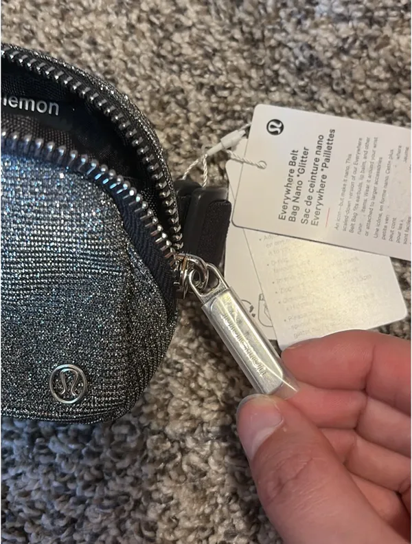 Lululemon Nano Pouch - Image 3