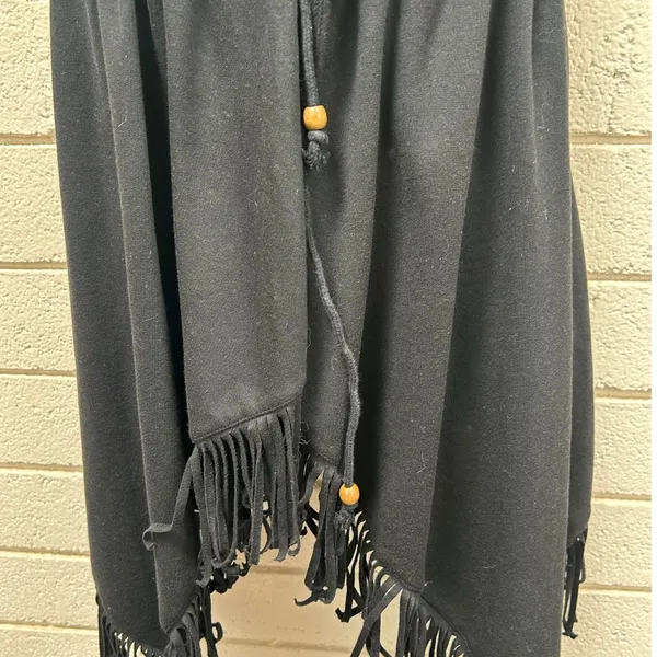 Wet Seal Y2K Festival Black Fringe Vest size M - Image 3