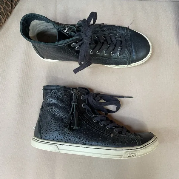 UGG‎ Blaney Leather Zipper High Top Sneaker - Image 2