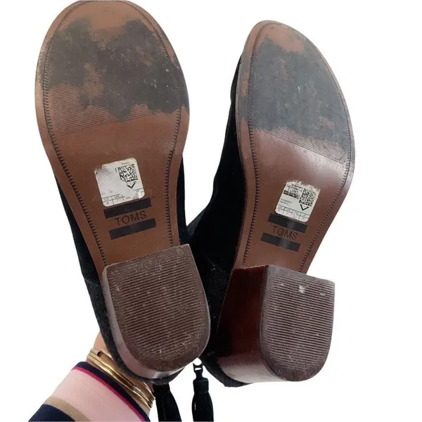 TOMS Gray Ankle Heels Boots Sz 9 Zip‎ Back Tassel Women's - Image 8