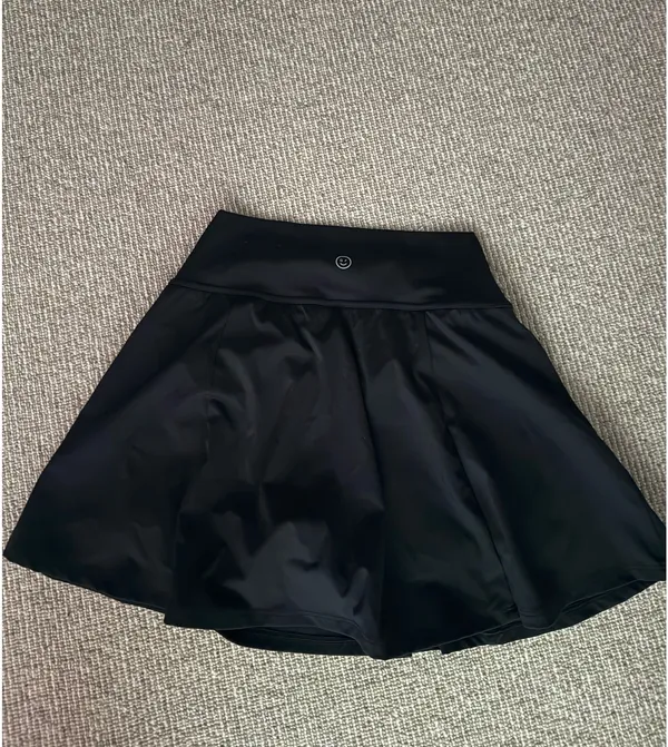 Gilly Hicks Hollister Skirt Activewear - Image 3