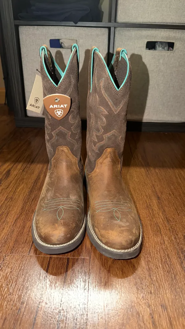 Women’s Ariat Boots - Image 2