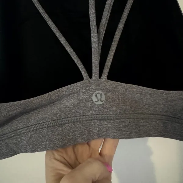 lululemon sports bra - Image 3