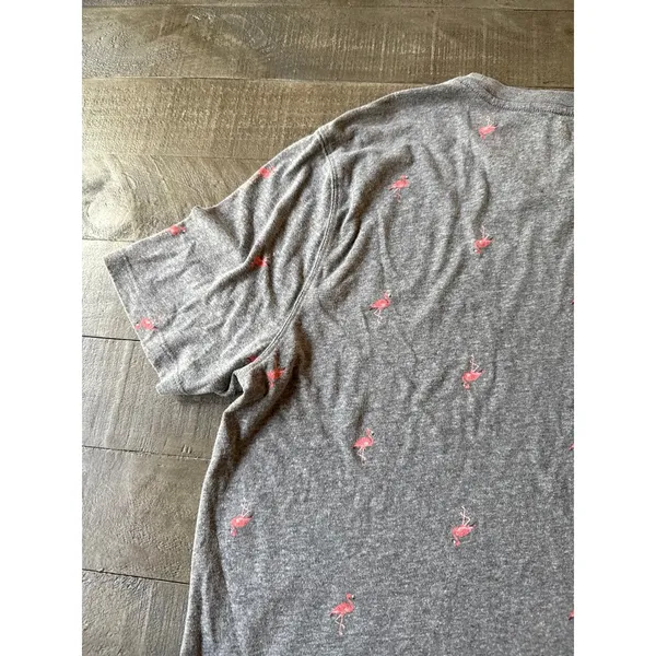 Old Navy Women's Gray Pink Flamingo Soft Wash Short Sleeve Tee‎ Size Large - Image 8