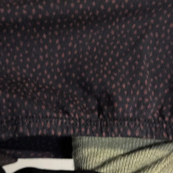 LOFT Navy w/ red polka dot sheer buttoned blouse size large - Image 6