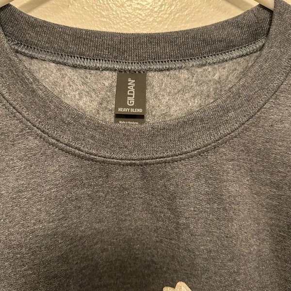 Gildan Detroit Lions sweatshirt! Sequin glitter bling lions logo gray size Large! - Image 3