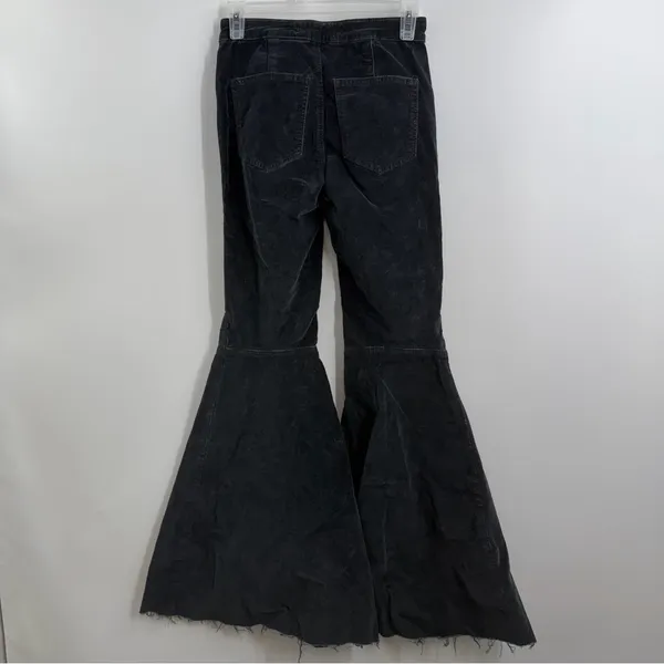 Free People Just Float On Velvet Flare Jeans 24 Black Bell Bottom Raw Hem - Image 4