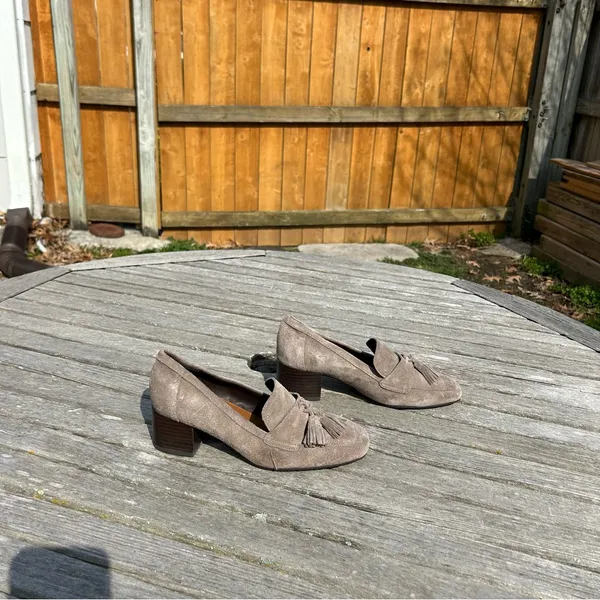 Donald Pliner Kressida Loafer Pump‎ in grey size 6 - Image 2