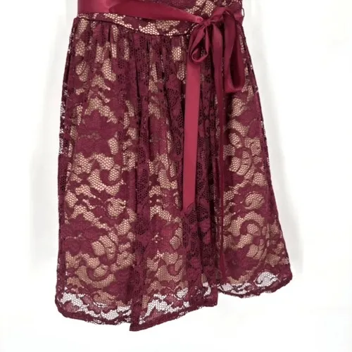 Windsor Lace Cocktail Dress Womens S Burgundy Floral Satin Tie‎ Homecoming NWT - Image 5