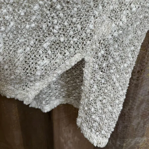 Aeropostale‎ Ivory Metallic Gold Semi Sheer Popcorn Knit Sweater Medium - Image 4