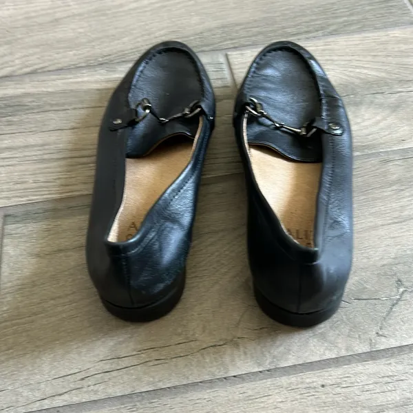 Naturalizer black loafers - Image 3