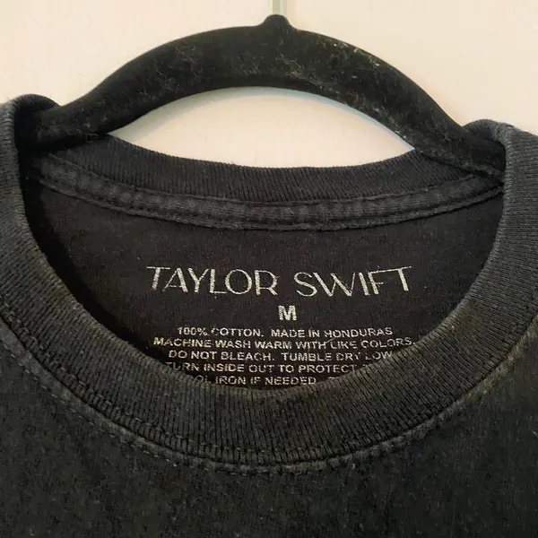 Taylor Swift Fearless Tour Black Concert Long Sleeve Shirt Cotton Women's Medium - Image 2