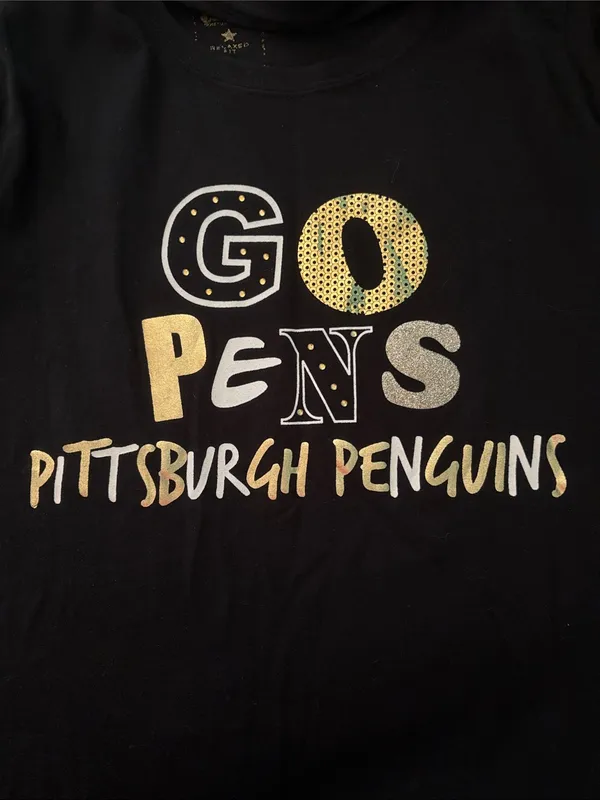 🎉4 for $20 Campus Couture Pittsburgh Penguins Bling T-Shirt, Medium - Image 2