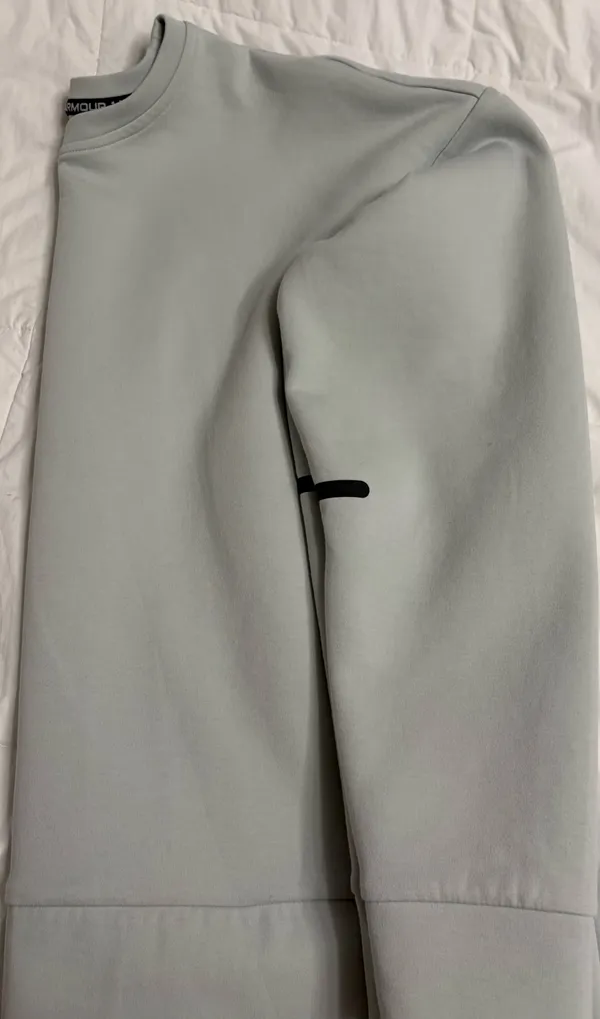 Under Armour Women’s Pullover - Image 3