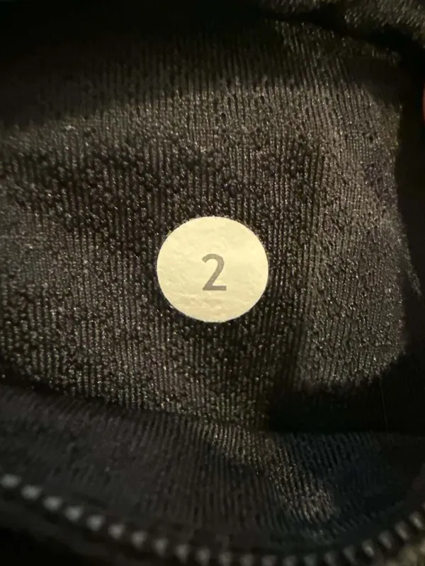 Lululemon Speed Short Love Print Manifesto Black Size 2 (44) - Image 4