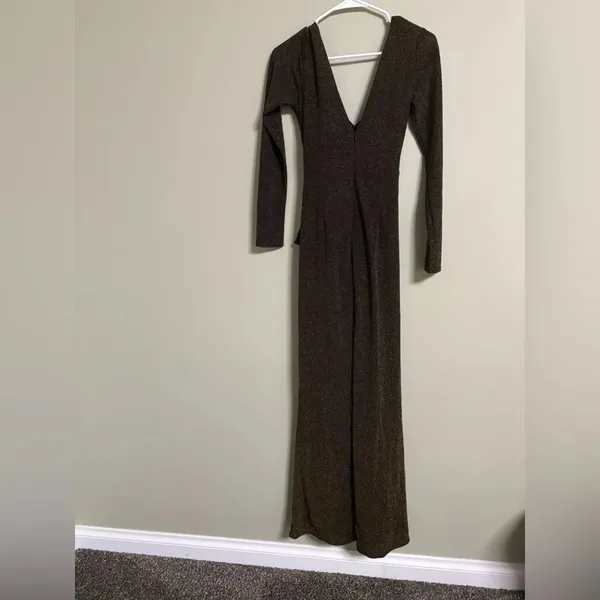 Lulus Black Gold Long Sleeve Jumpsuit V Neck Wide Leg Belted New Years Small - Image 2