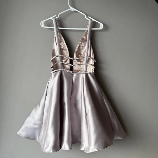JVN by Jovani sz 0 silver deep plunge fit flare‎ mini cocktail dress - Image 6